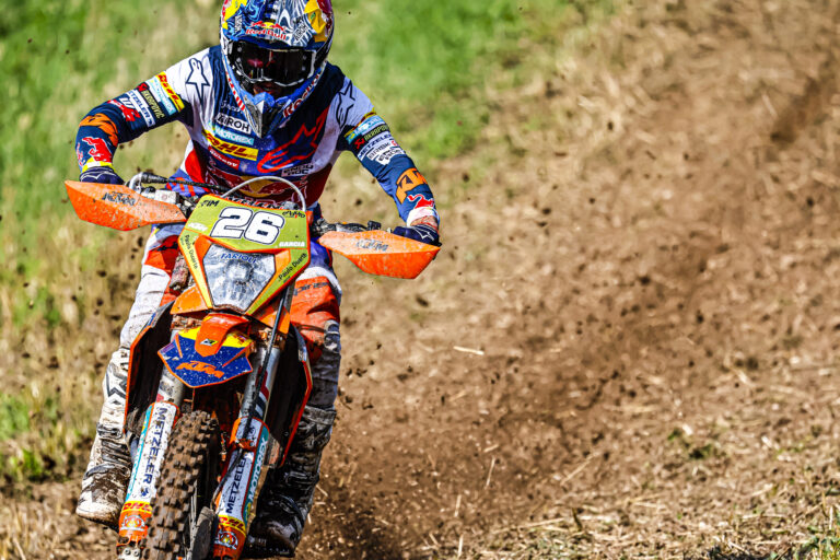 Metzeler fa incetta di titoli nel Mondiale Enduro 2024