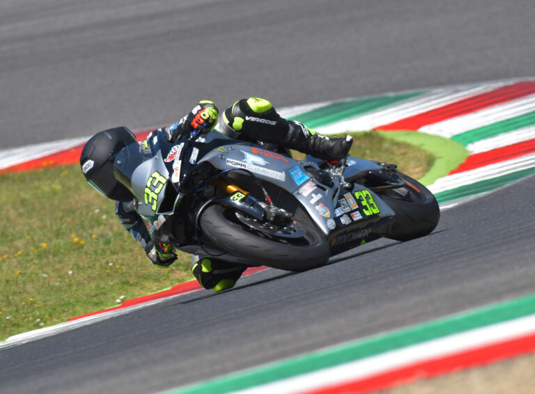 Trofeo Italiano Amatori, al Mugello Pinna brucia Rossi di 0”002