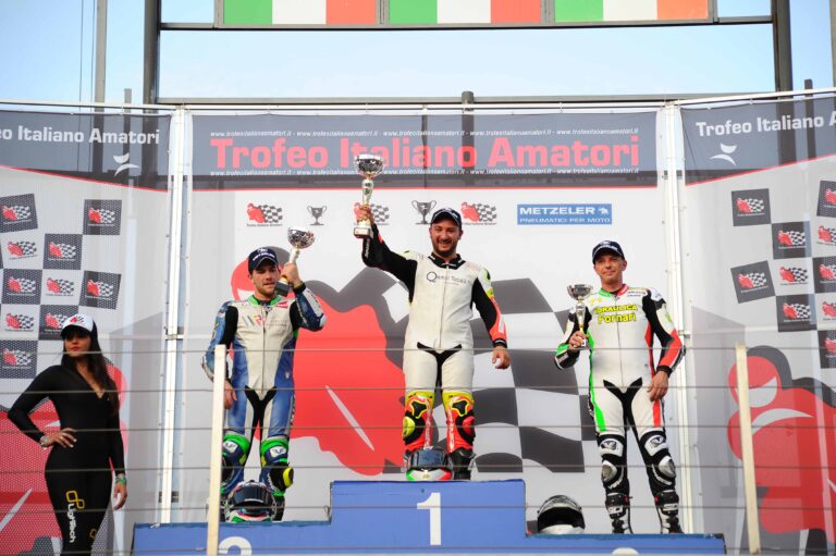 Vallelunga infuocata: pole e gara sprint del Trofeo Italiano Amatori