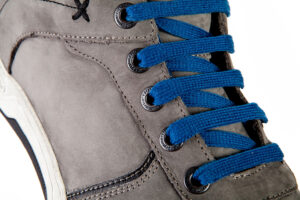 Stylmartin Smoke, la sneaker urbana protettiva per chi va in moto