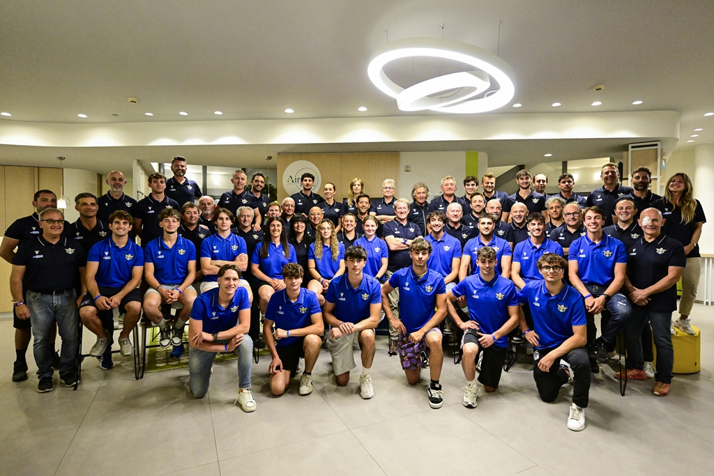 Nuova linea merchandising FMI firmata Macron