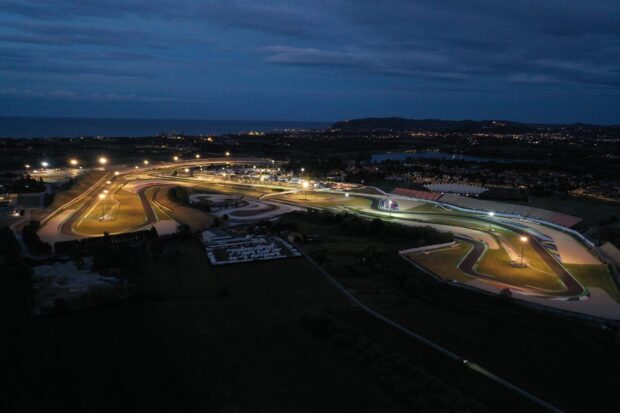 Dunlop CIV 2025, Racing Night a Misano: sfida sotto le stelle