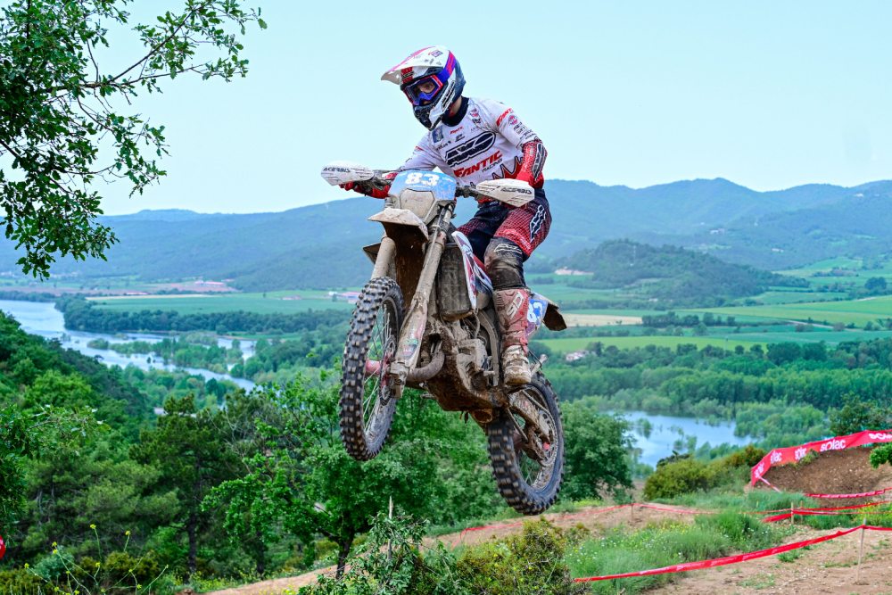 Pata Talenti Azzurri FMI, maggio in trionfo tra fuoristrada e pista