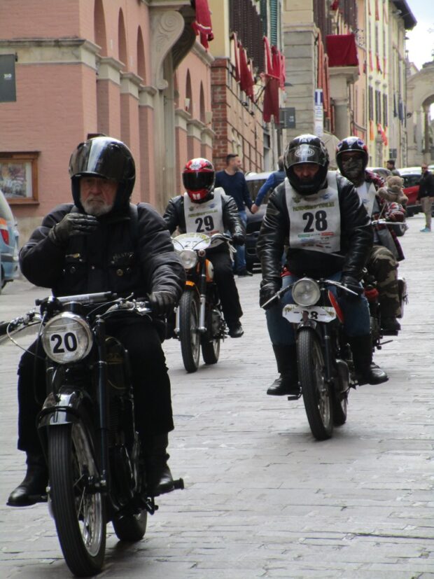 Rievocazione storica del Motogiro d’Italia da Pisa