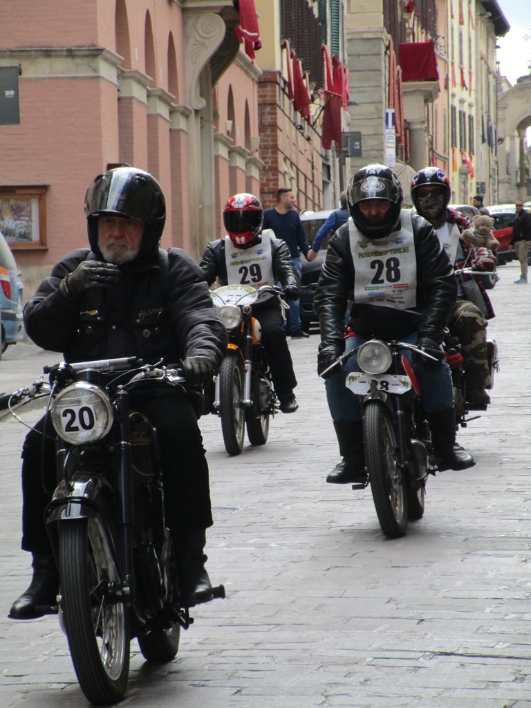 Rievocazione storica del Motogiro d’Italia da Pisa