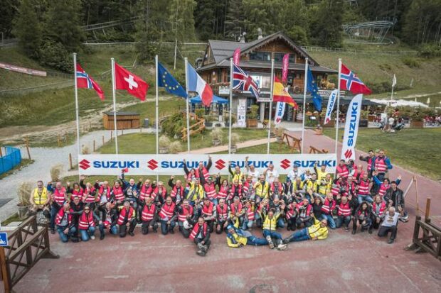 Suzuki V-Strom Day 2025, 185 km sulle strade del Giro