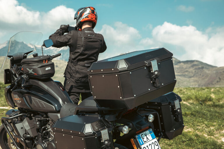 GIVI Trekker Alaska, valigie in alluminio per il turismo