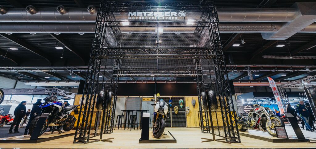 Metzeler protagonista a Motor Bike Expo 2025 e nel Custom Tour