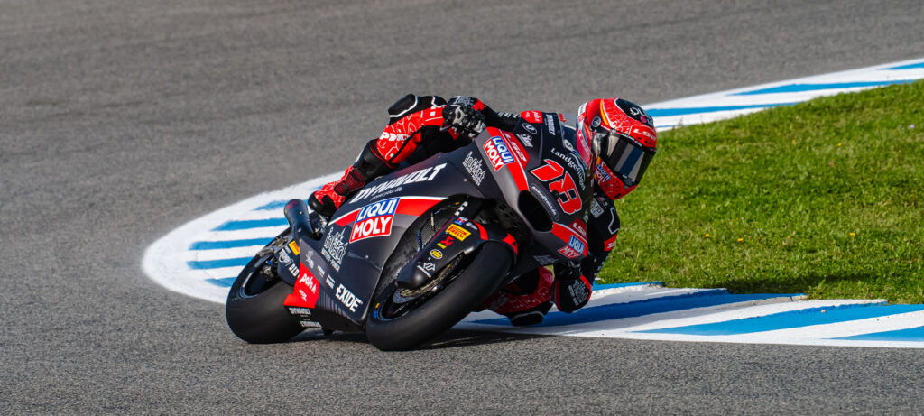 Jerez, pole di Gonzalez in Moto2 e Rueda in Moto3 con Pirelli da record