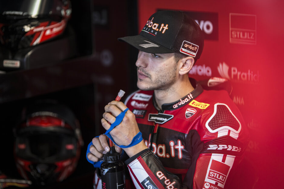 WorldSBK Phillip Island, Bulega davanti nei test