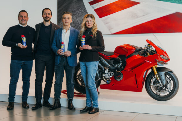 Ducati porta i prodotti professionali WD-40 nelle concessionarie italiane