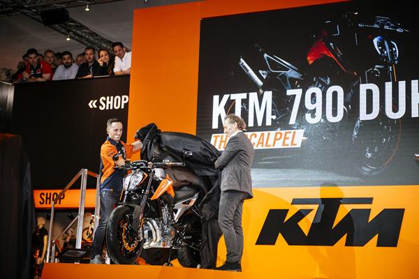 KTM a EICMA 2018: 790 Duke protagonista e nuove Adventure