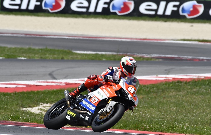 ELF CIV Mugello, Zanetti vola in Superbike. Bernardi shock in SS300