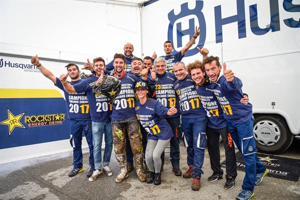 Assoluti d’Italia Enduro, Husqvarna festeggia il doppio tricolore