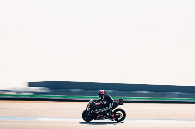Aprilia Racing, test chiusi a Buriram: Bezzecchi davanti, Martín c’è