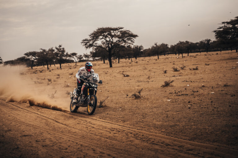 Aprilia Tuareg Racing chiude l’Africa Eco Race 2026 a Dakar