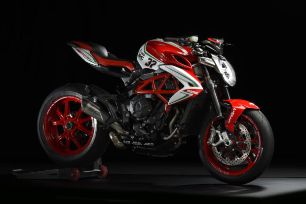 BRUTALE-800-RC.jpg
