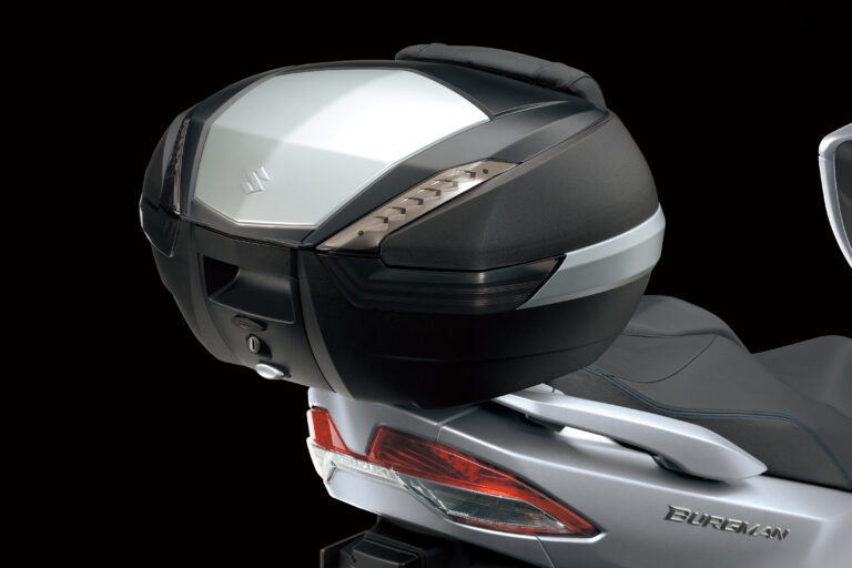 Nuovo Suzuki Burgman 400 Comfort, maxi-scooter per ogni giorno