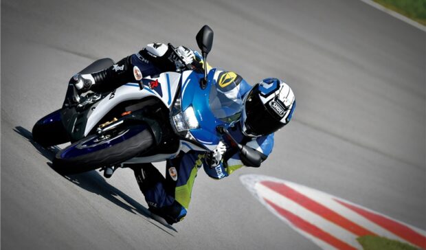 Suzuki GSX-R125: sportiva 125 per sedicenni