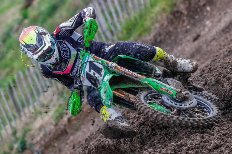Valin domina Sommières e prepara il Mondiale MX2