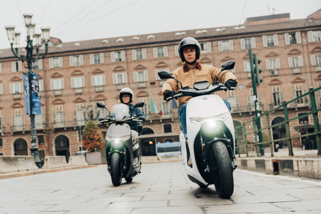 Zero LS1: debutta il primo scooter elettrico Zero