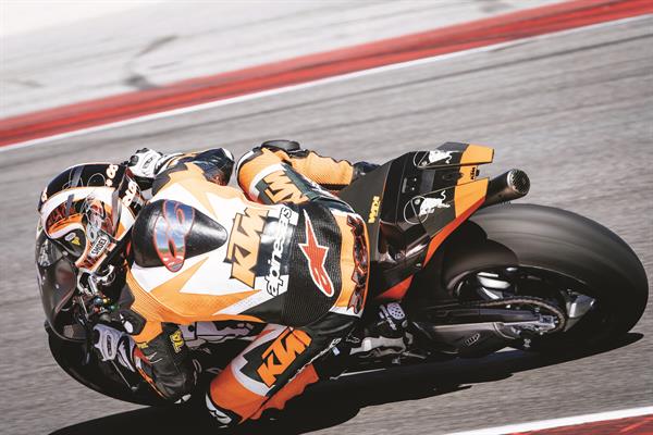 KTM rafforza la partnership con Alpinestars nel segno del racing