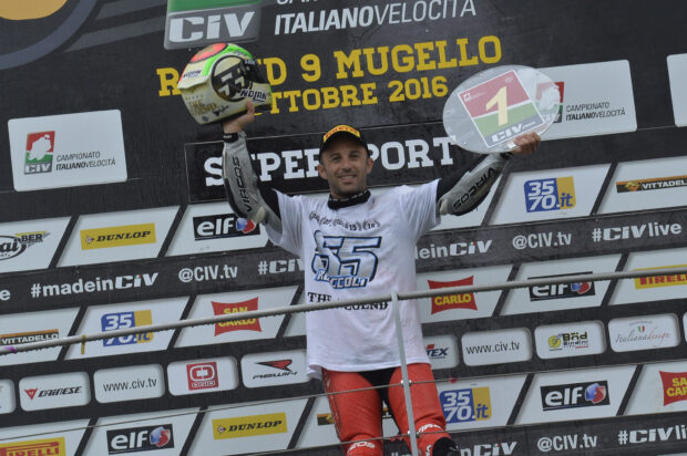 CIV Mugello: Roccoli campione Supersport, bagarre in tutte le classi