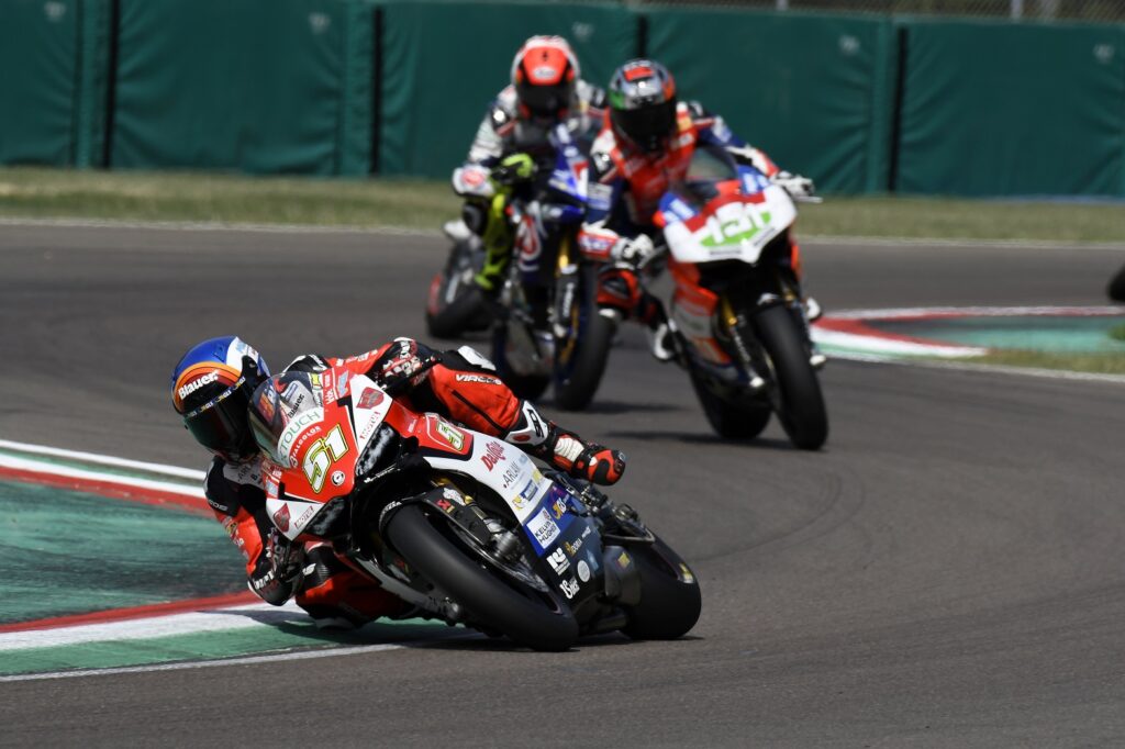 CIV Imola, Pirro domina la SBK e il SIC58 fa il pieno in Moto3