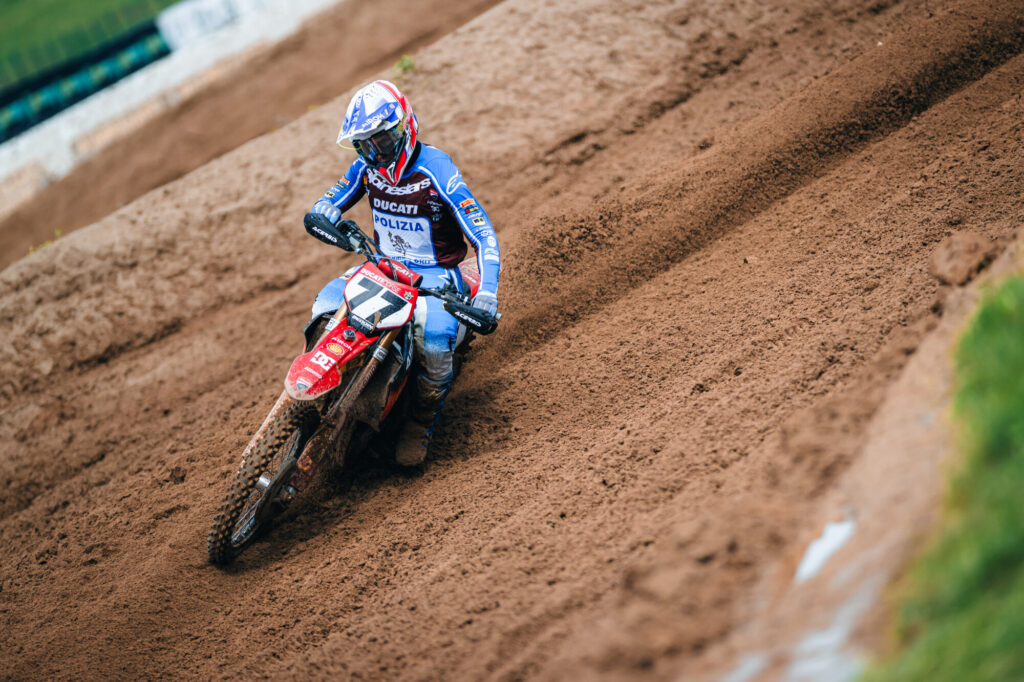 Lupino domina a Ottobiano: vittoria MX1 e tabella rossa per Ducati