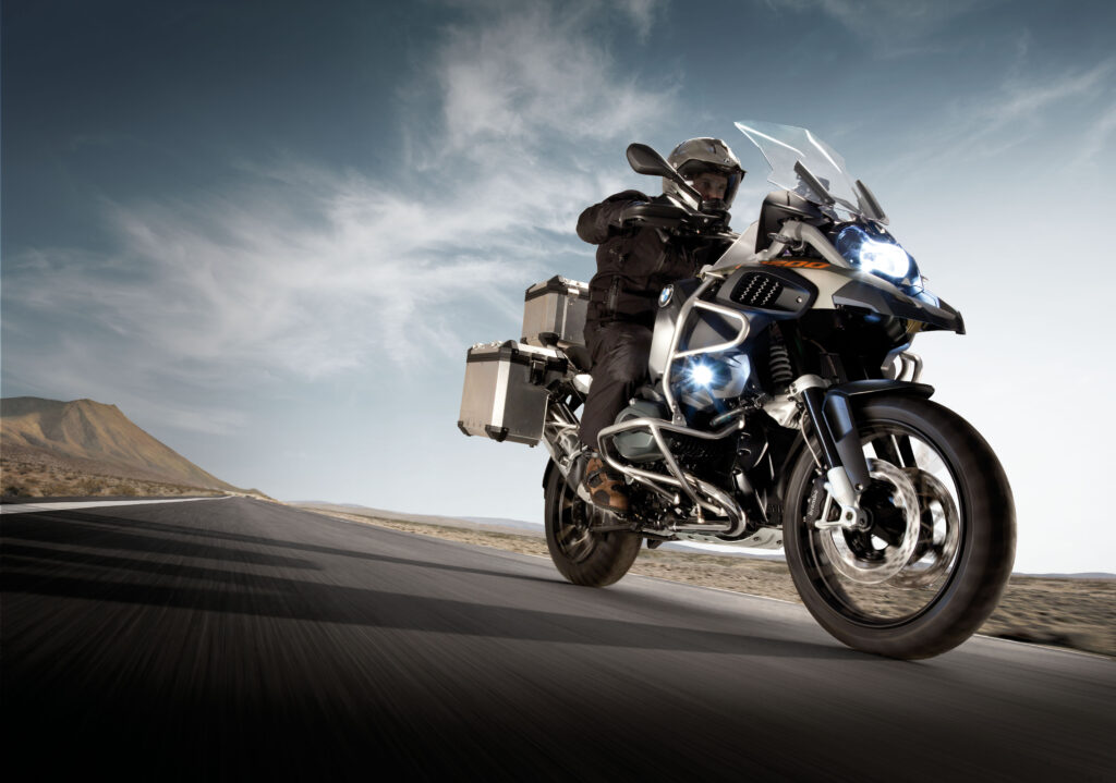 Falco apre la stagione 2016 tra WSBK e novità per il turismo