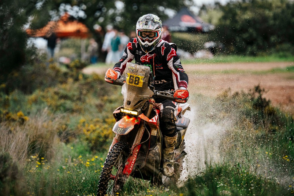 Rally-Raid Portugal: Schareina e Ferreira tengono aperti i giochi