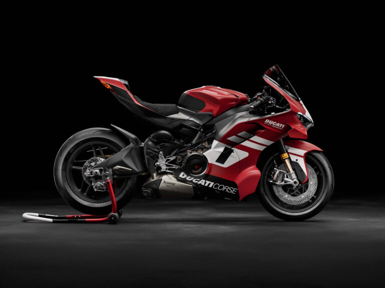 Ducati Superleggera V4 Centenario, il nuovo limite delle supersportive