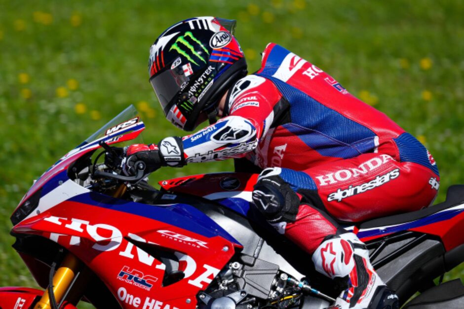 WorldSBK Portimão, venerdì in salita per Honda HRC con Chantra e Rea