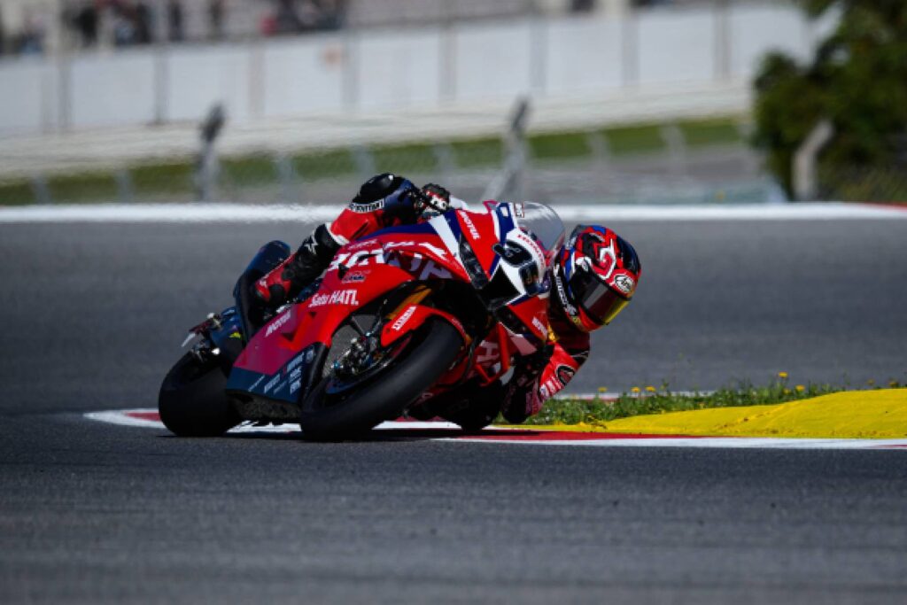 Portimão, debutto in salita per Chantra e giornata di test per Rea