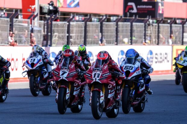 Portimao infiamma il WorldSBK: Bulega domina, Oliveira sul podio di casa