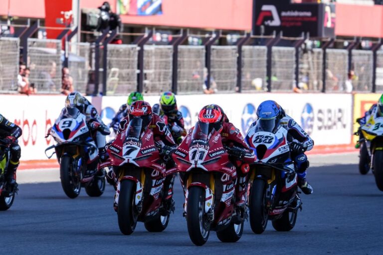 Portimao infiamma il WorldSBK: Bulega domina, Oliveira sul podio di casa