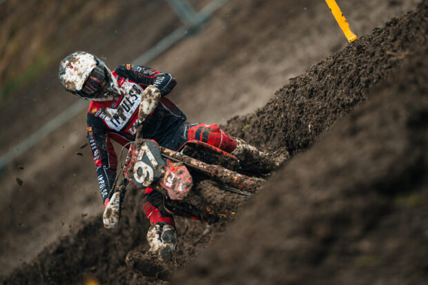 Mancini fa la storia con la Desmo250 MX, Vlaanderen in Top 10 MXGP