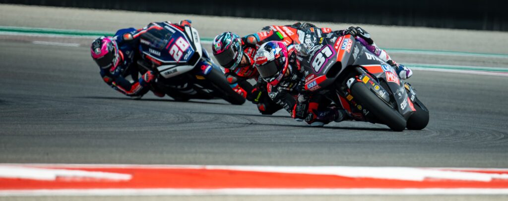 Moto2 e Moto3 USA 2026, debutto record per la Pirelli SCX