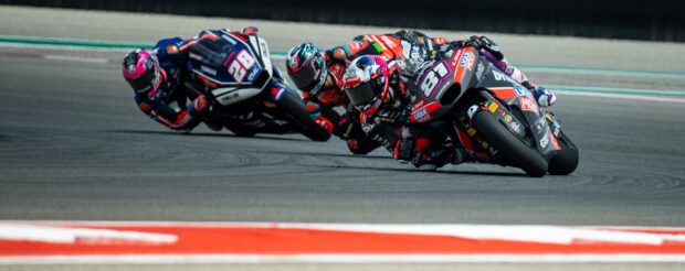 Moto2 e Moto3 USA 2026, debutto record per la Pirelli SCX