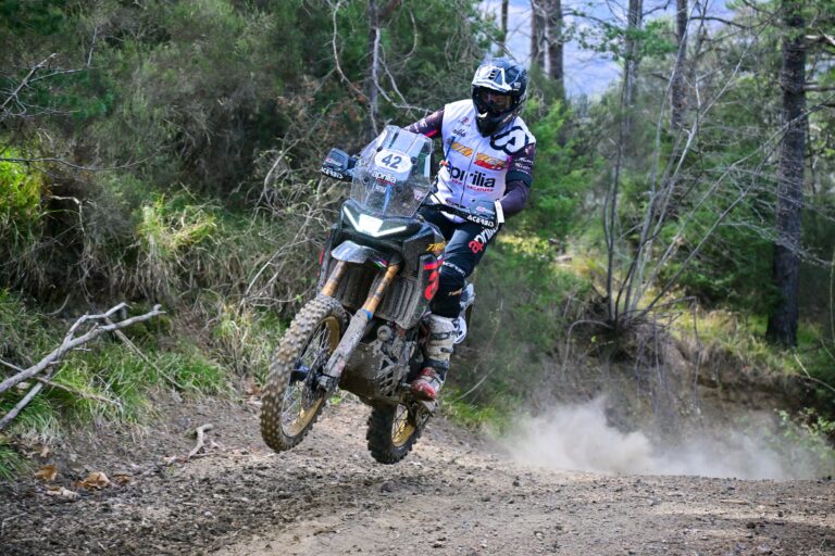 Motorally 2026, ad Alassio debutto perfetto per Aprilia Tuareg Racing