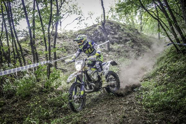 Trofeo Enduro Husqvarna: a Cavola la sfida si accende per i titoli