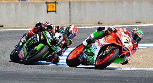 WorldSBK Laguna Seca: Davies domina Gara 1, Pirelli promossa nel caldo