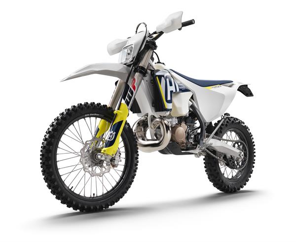 Husqvarna presenta la gamma enduro 2018: debutta l’iniezione 2T