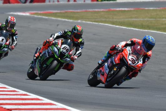 WorldSBK Misano: Melandri trionfa in Gara 2, Sofuoglu implacabile in Supersport
