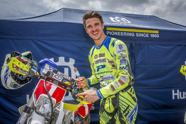 Motorally, Cerutti imprendibile: sesta vittoria di fila a Febbio