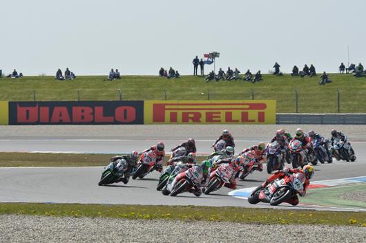 Assen, dominio Kawasaki: poker iridato e Rea da record