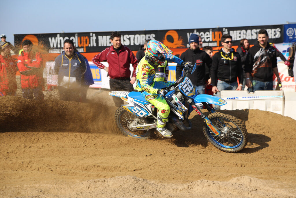 Lugana domina la sabbia di Gabicce agli Internazionali Supermarecross