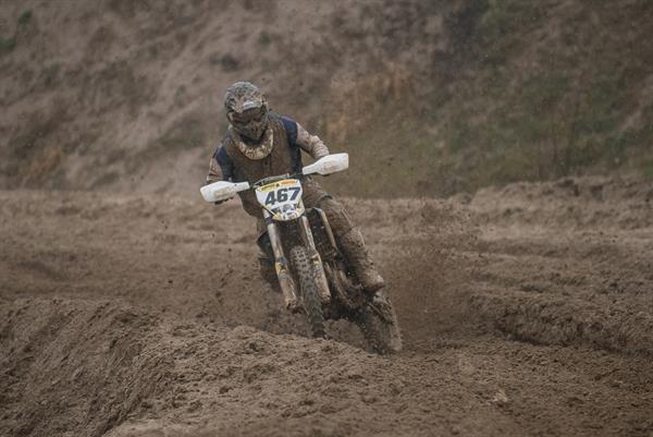 Trofeo Motocross Husqvarna, debutto nel fango a Dorno