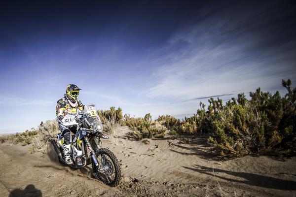 Dakar 2017, Quintanilla resiste: secondo nonostante una tappa da incubo