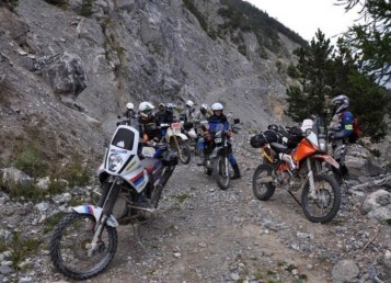 Enduristi in soccorso sul Monte Salviano insieme ai Vigili del Fuoco